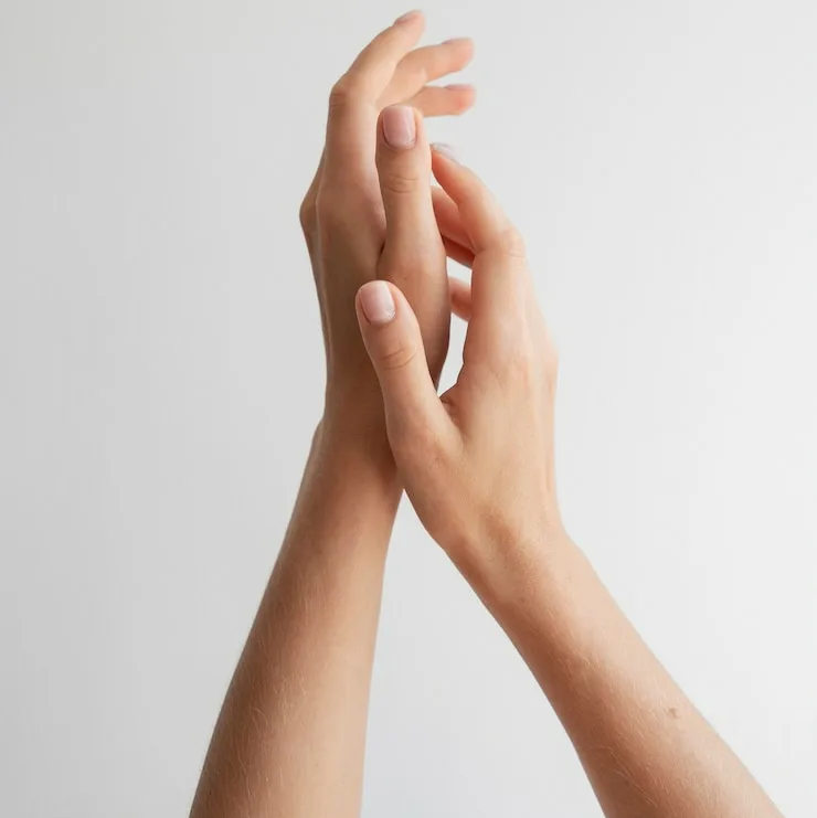 Руки полностью с пальчиками