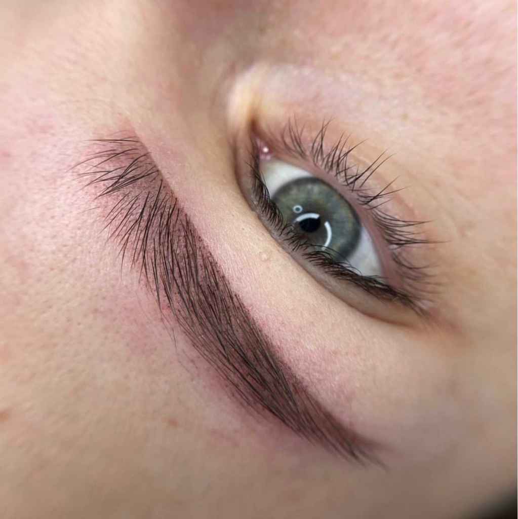 Перманентный макияж брови. Первичная процедура/ обновление раз в год