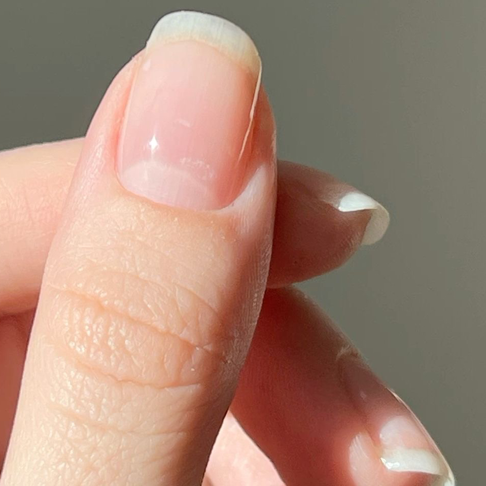 Маникюр с лечебным покрытием ТОП-МАСТЕР