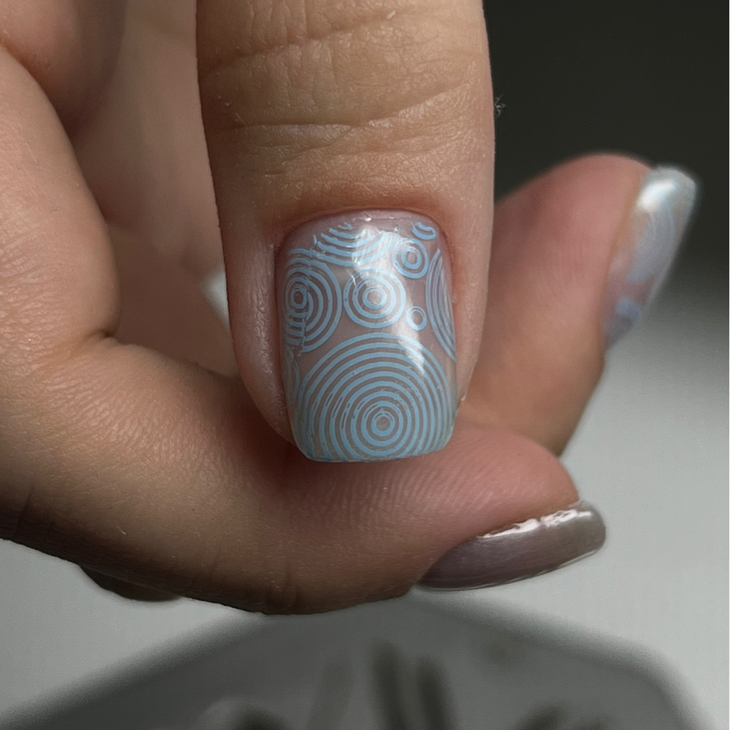 Коррекция ногтей