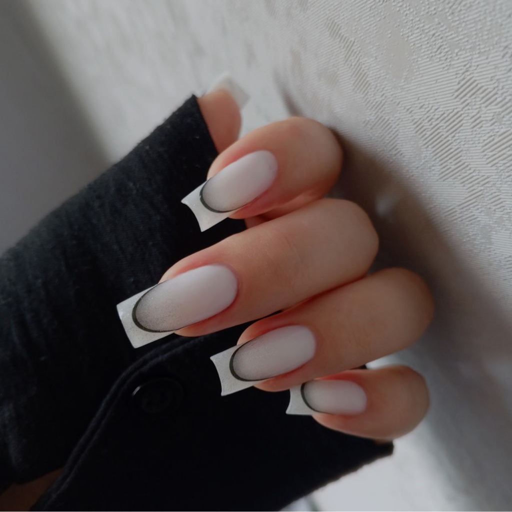 Наращивание ногтей