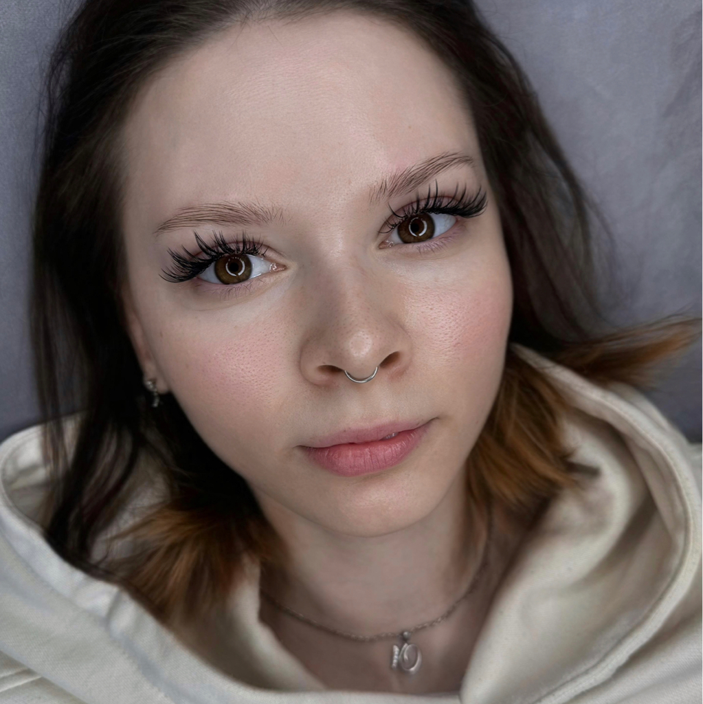 Наращивание ресниц (3D)