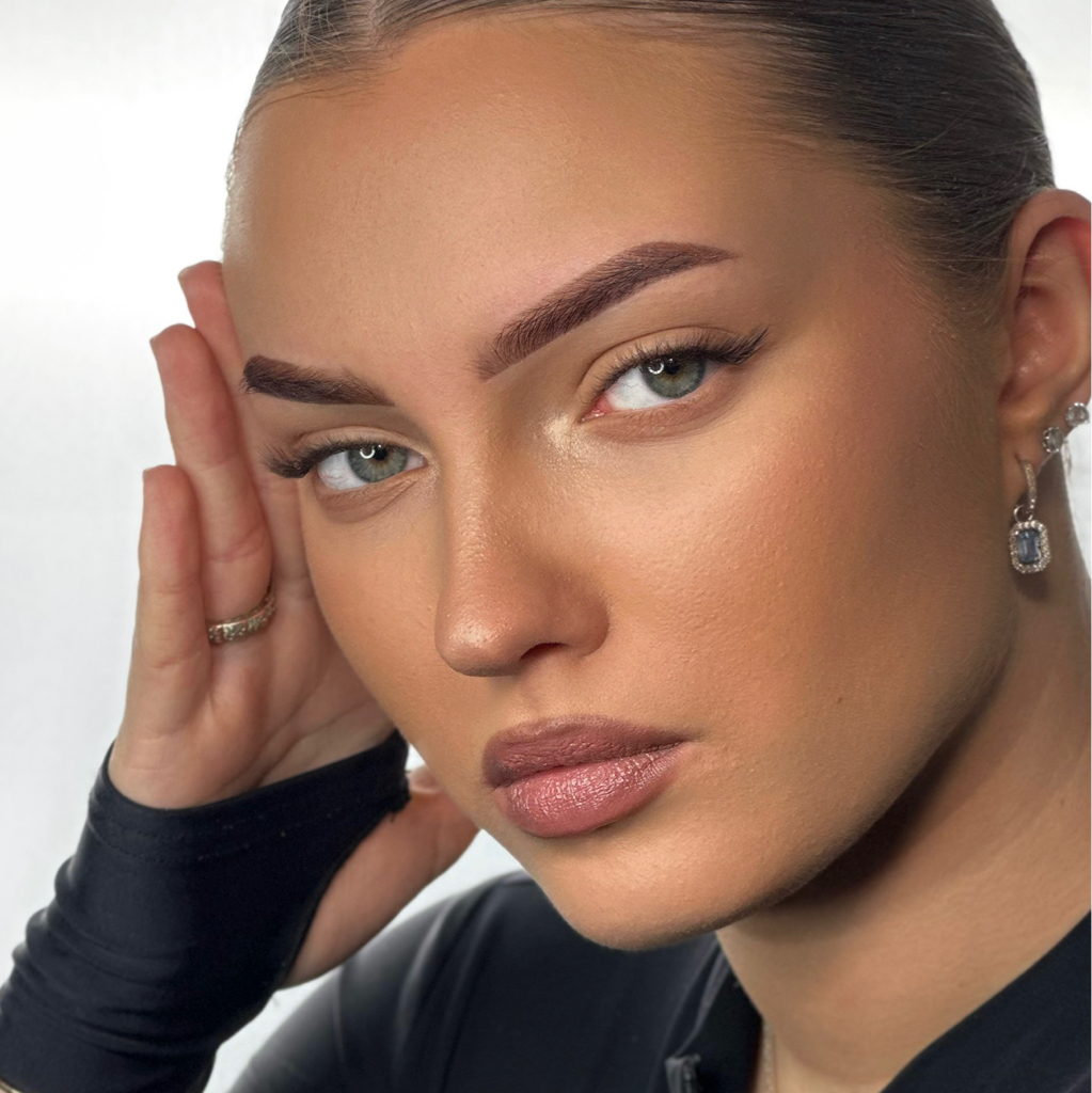 ПОЛНОЕ ОФОРМЛЕНИЕ БРОВЕЙ