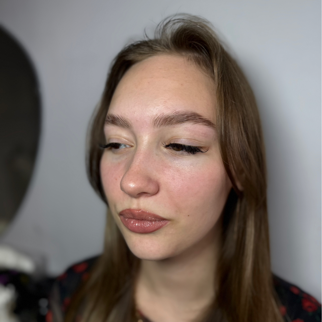 Ламинирование бровей без окрашивания