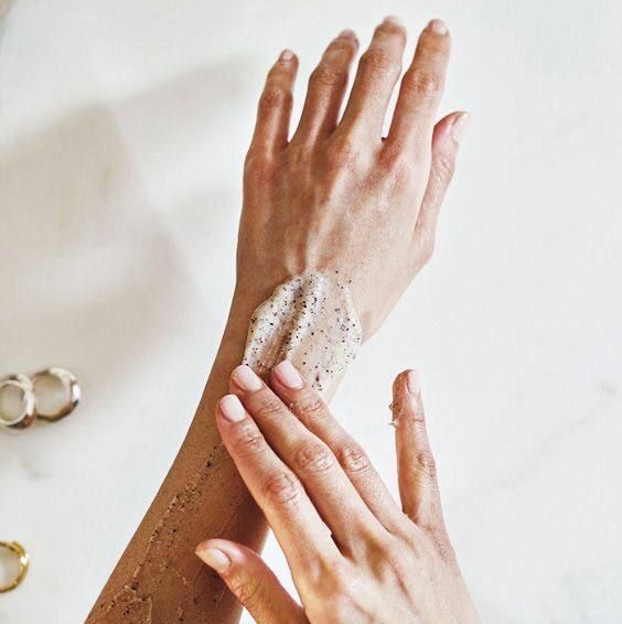 Комплекс: Гигиенический маникюр + Парафинотерапия / Маска для рук