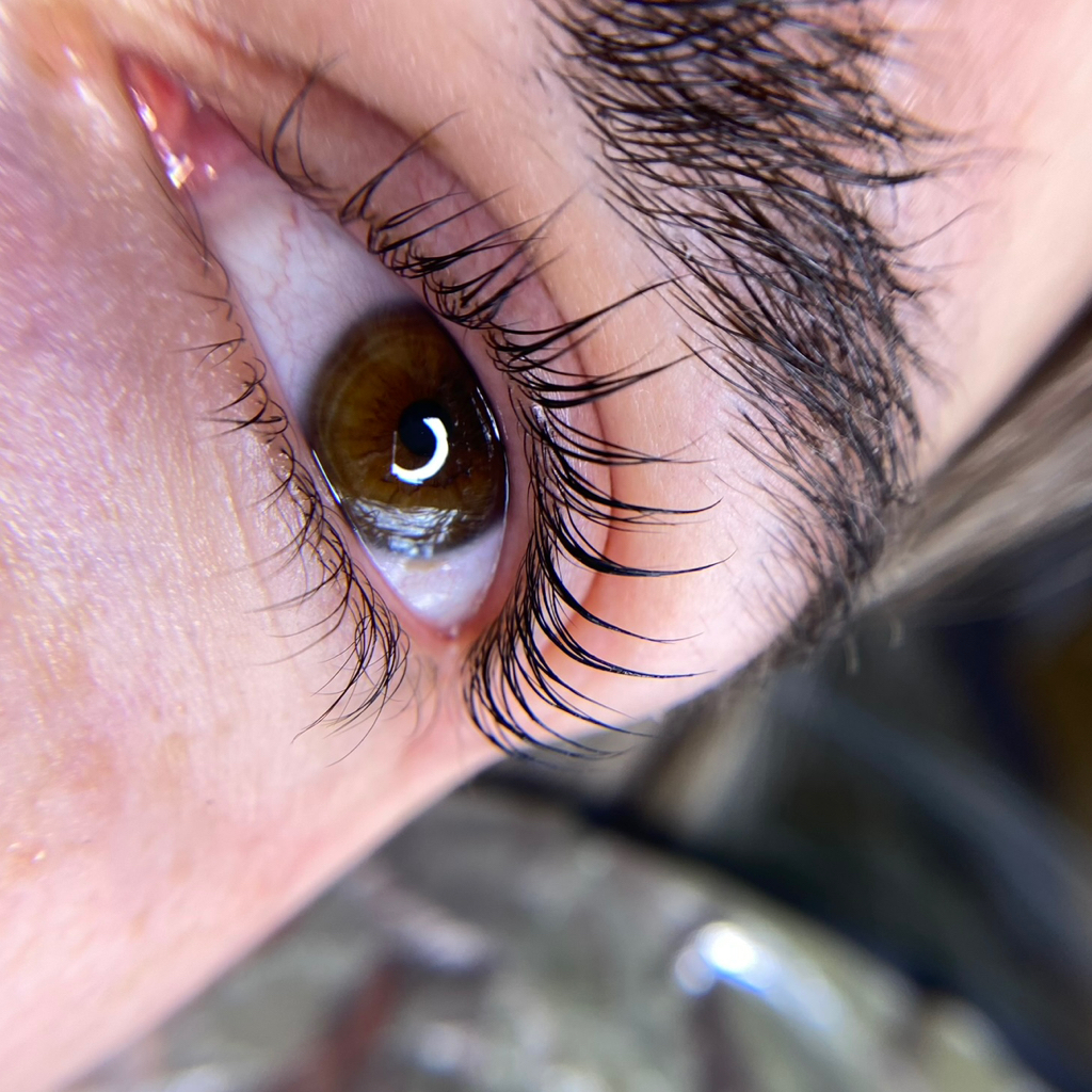 Окрашивание ресниц хной/краской