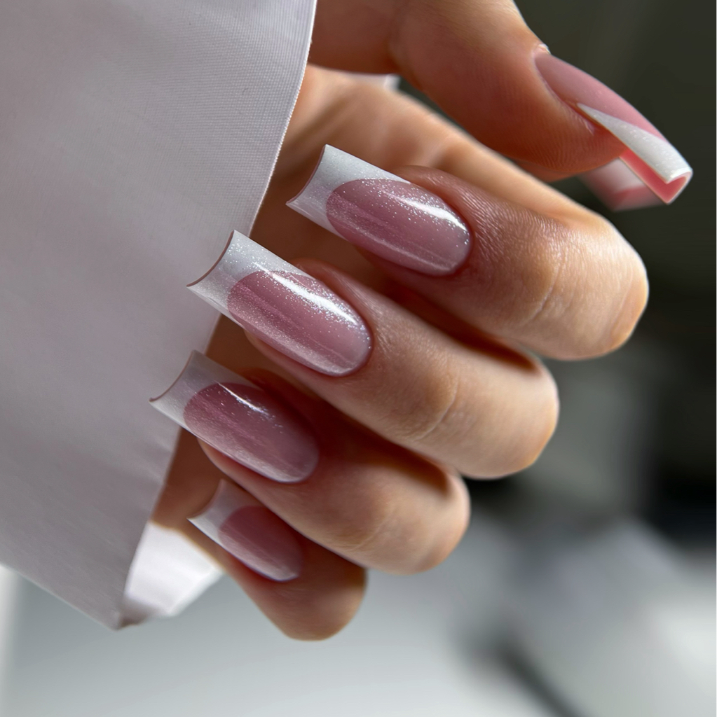 Наращивание ногтей (длина < 4 ед.)