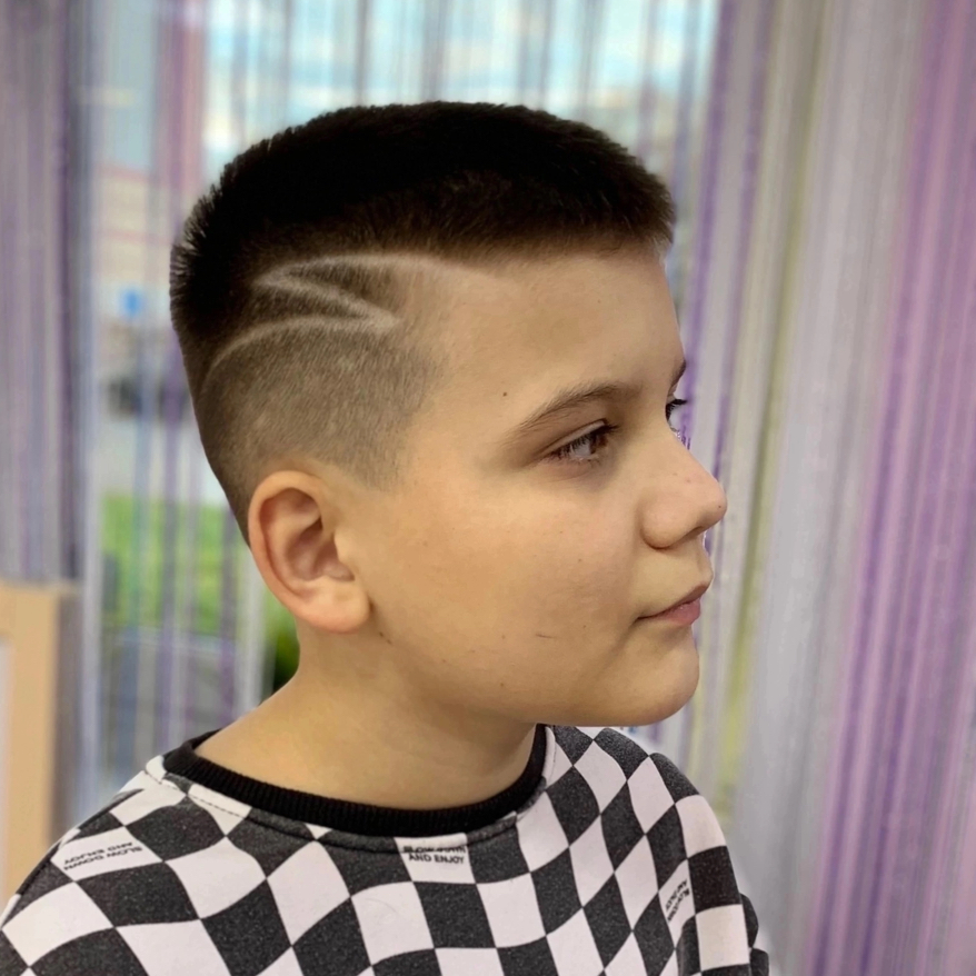 АКЦИЯ! Первый визит (стрижка для мальчика до 11 лет включительно)