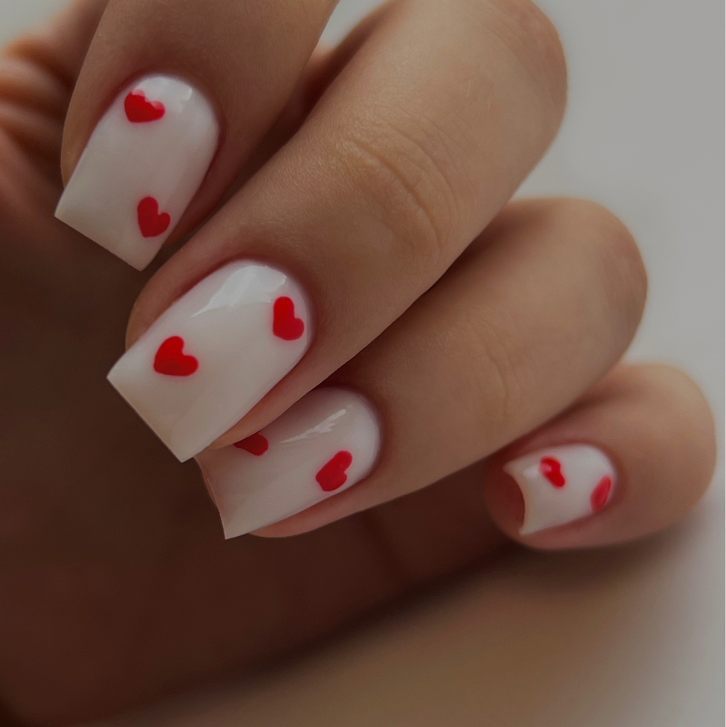 Маникюр с покрытием