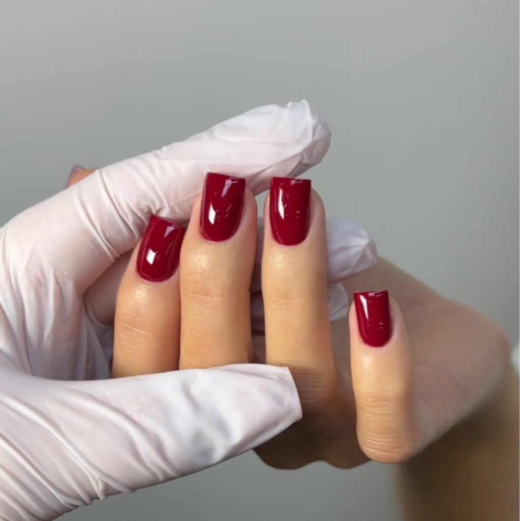 Маникюр + покрытие + укрепление