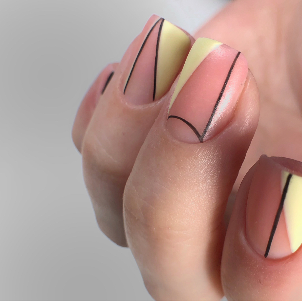 Дизайн (слайдер, стразы, стемпинг, блестки растяжка)