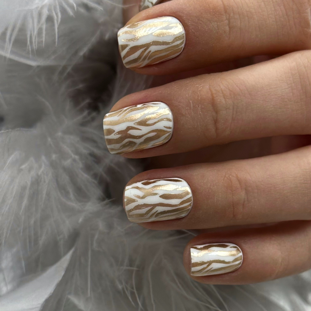 + дизайн легкий (втирка, слайдеры, стемпинг)