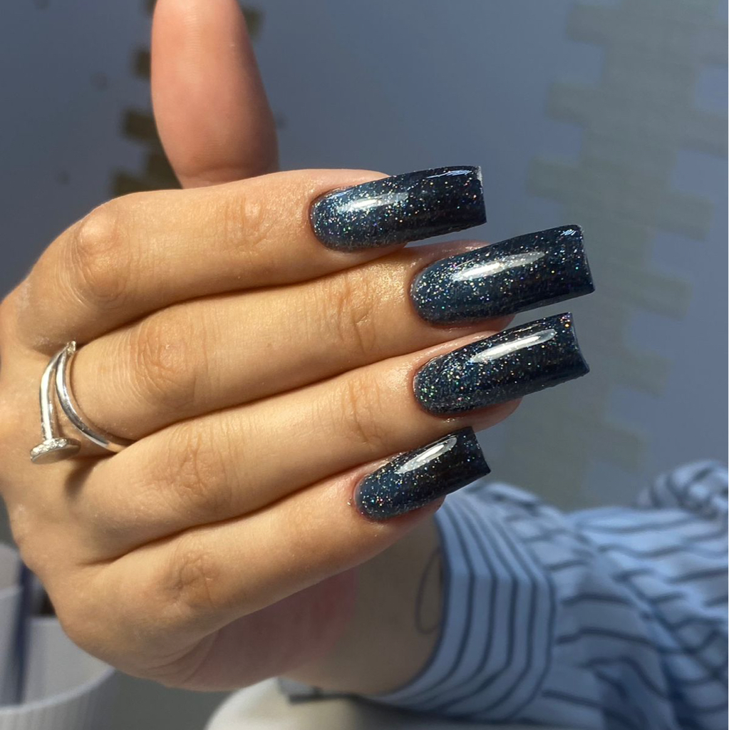 Комплекс 2- маникюр с покрытием +укрепление ногтей