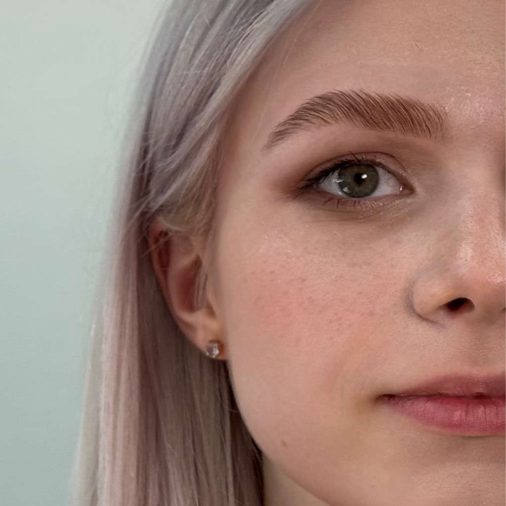 Коррекция формы бровей