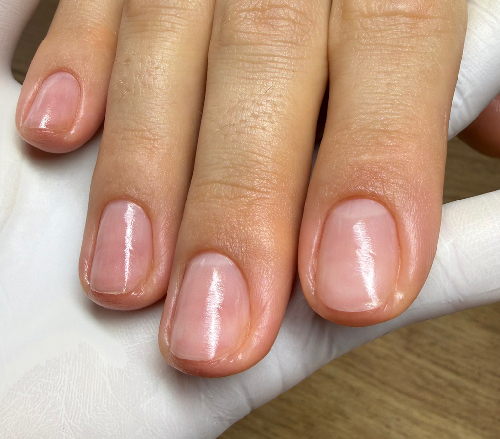 Пилочный маникюр