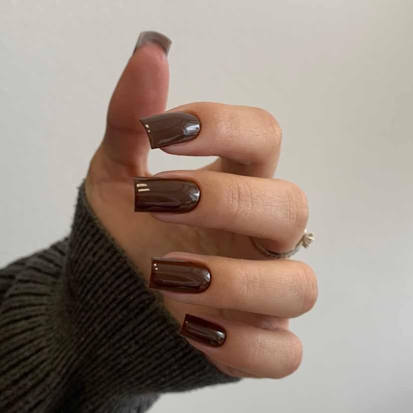 Маникюр + укрепление ногтей с покрытием