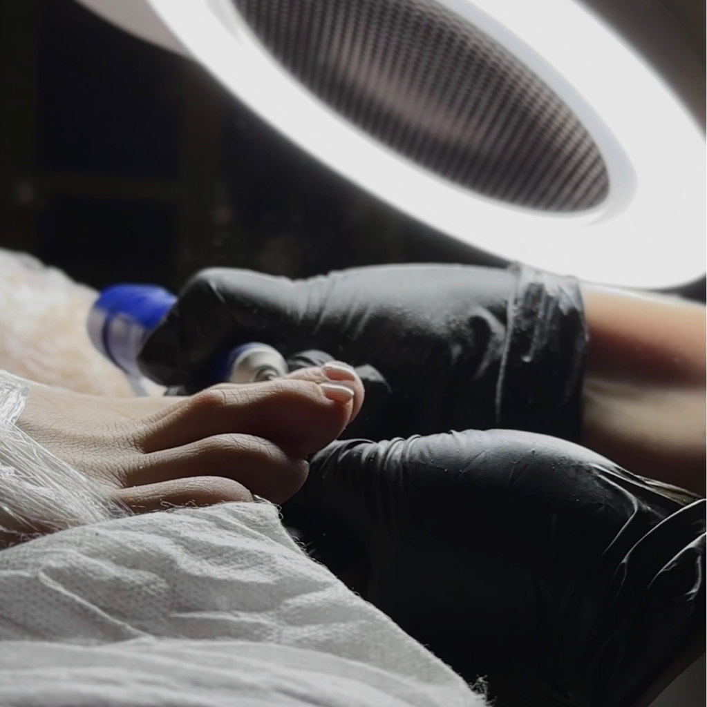 Педикюр без покрытия