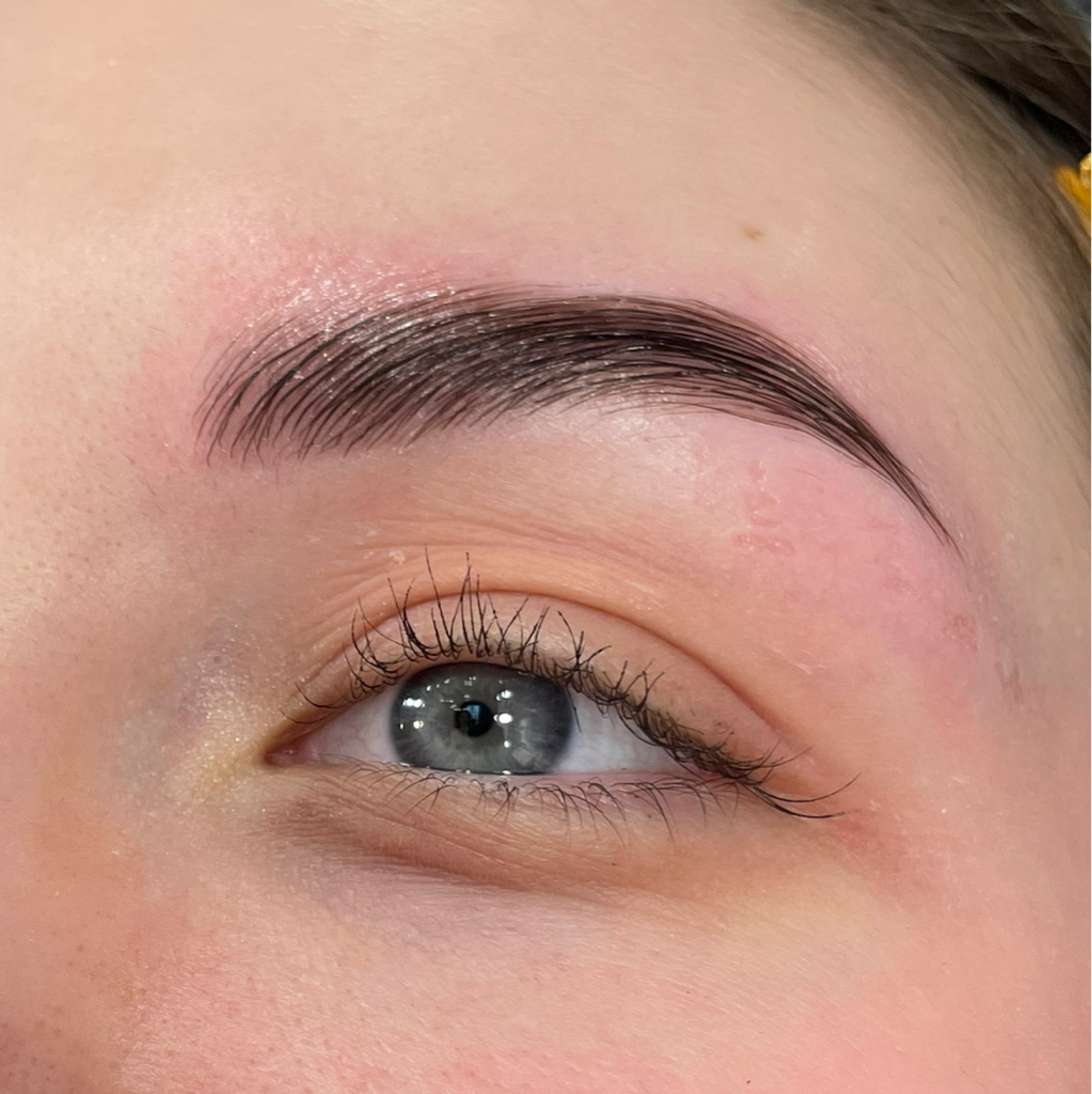 Ламинирование бровей