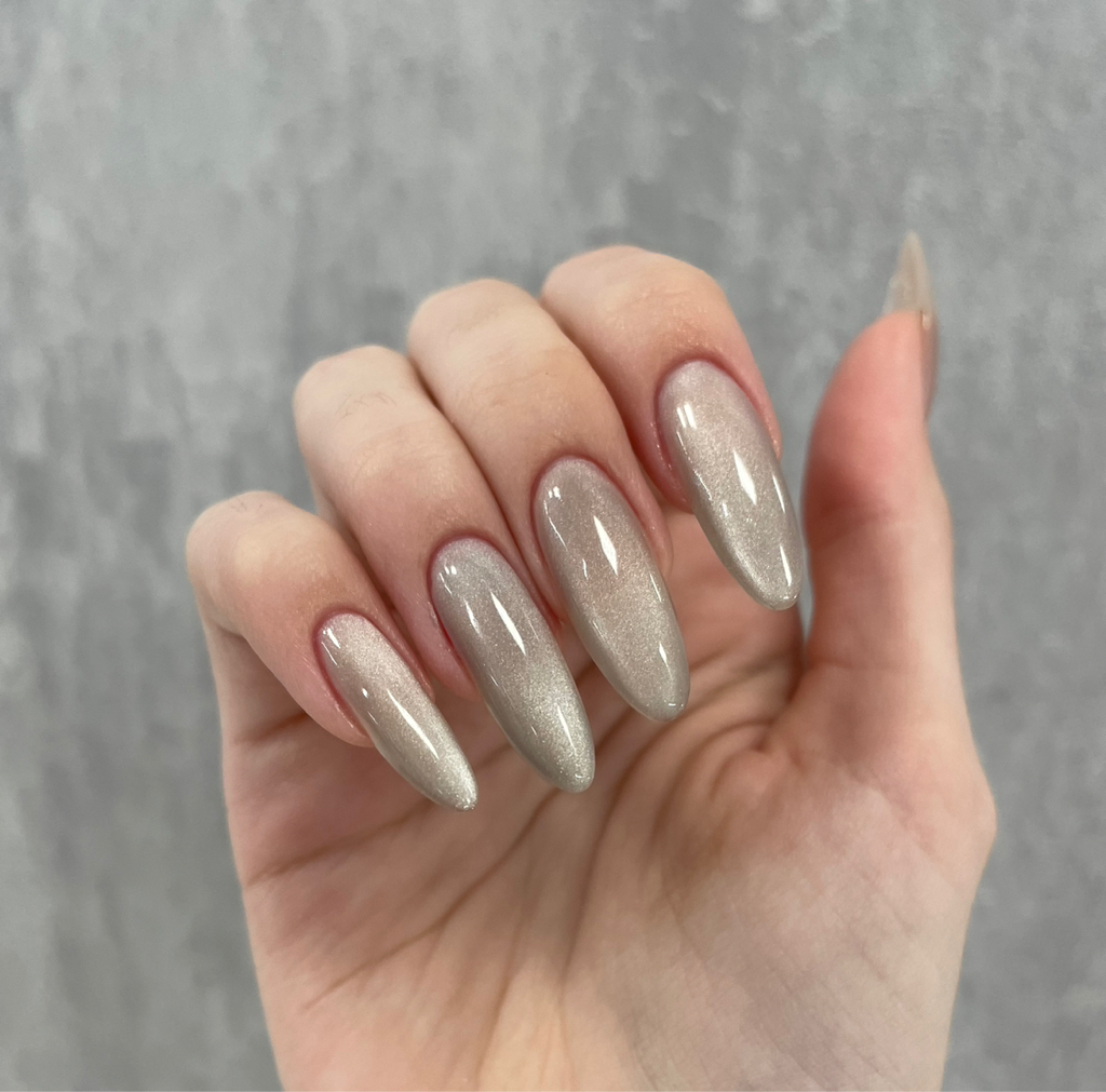 Наращивание ногтей