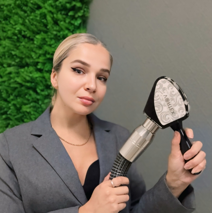 Буренкова Настя