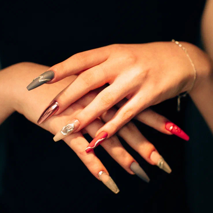 Маникюр с покрытием гель-лак длинные Hard