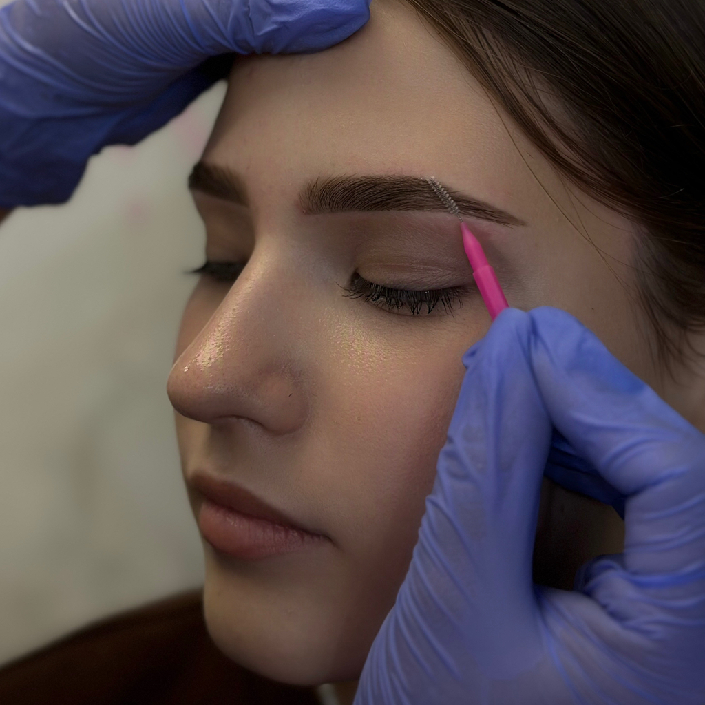 Оформление бровей с окрашиванием, краска/хна