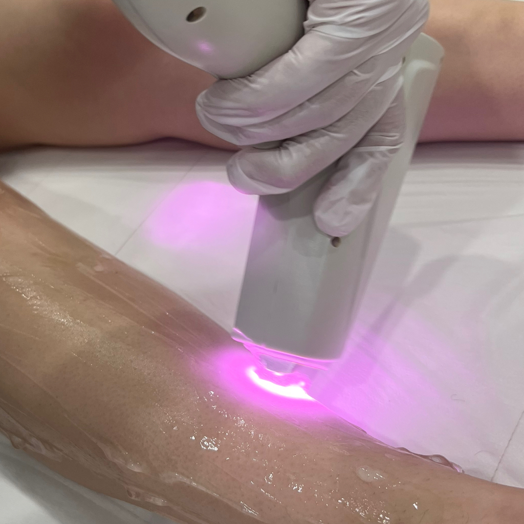 Лицо ( зона над губой+подбородок+ шея+ бакенбарды)