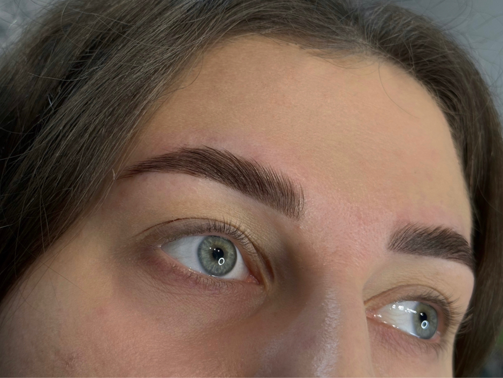 Ламинирование бровей