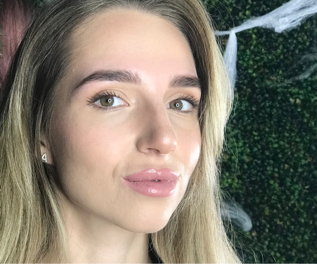 Окрашивание бровей краской