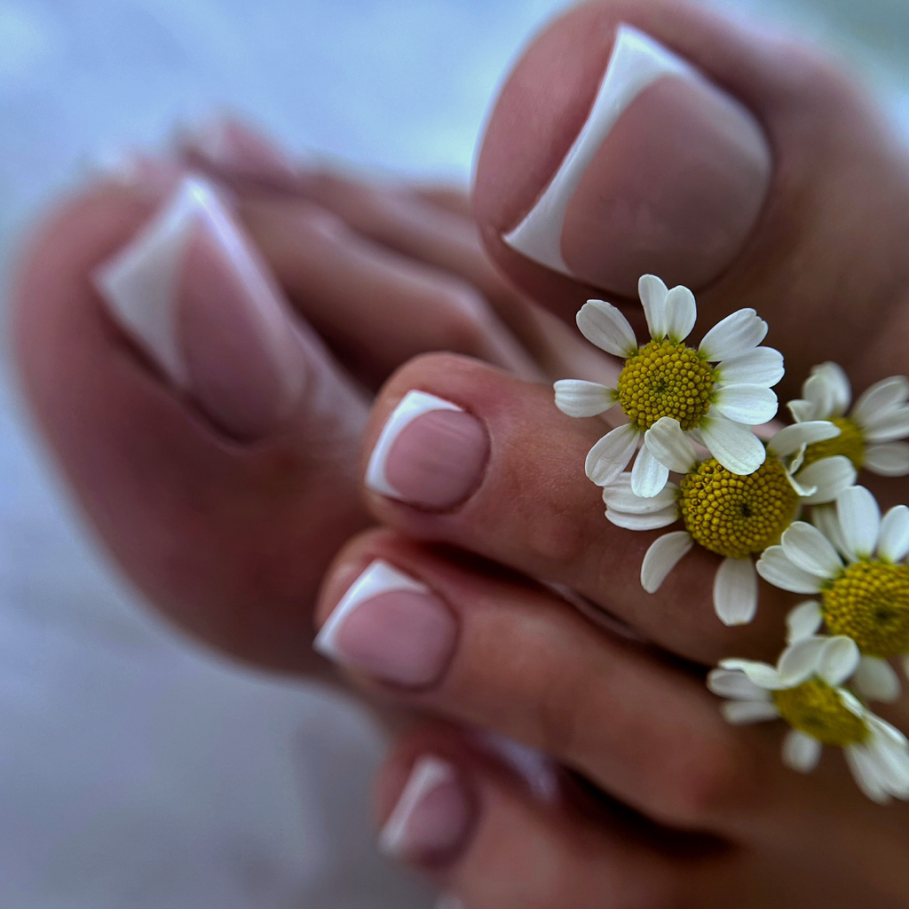 Комбинированный педикюр+покрытие гель лак