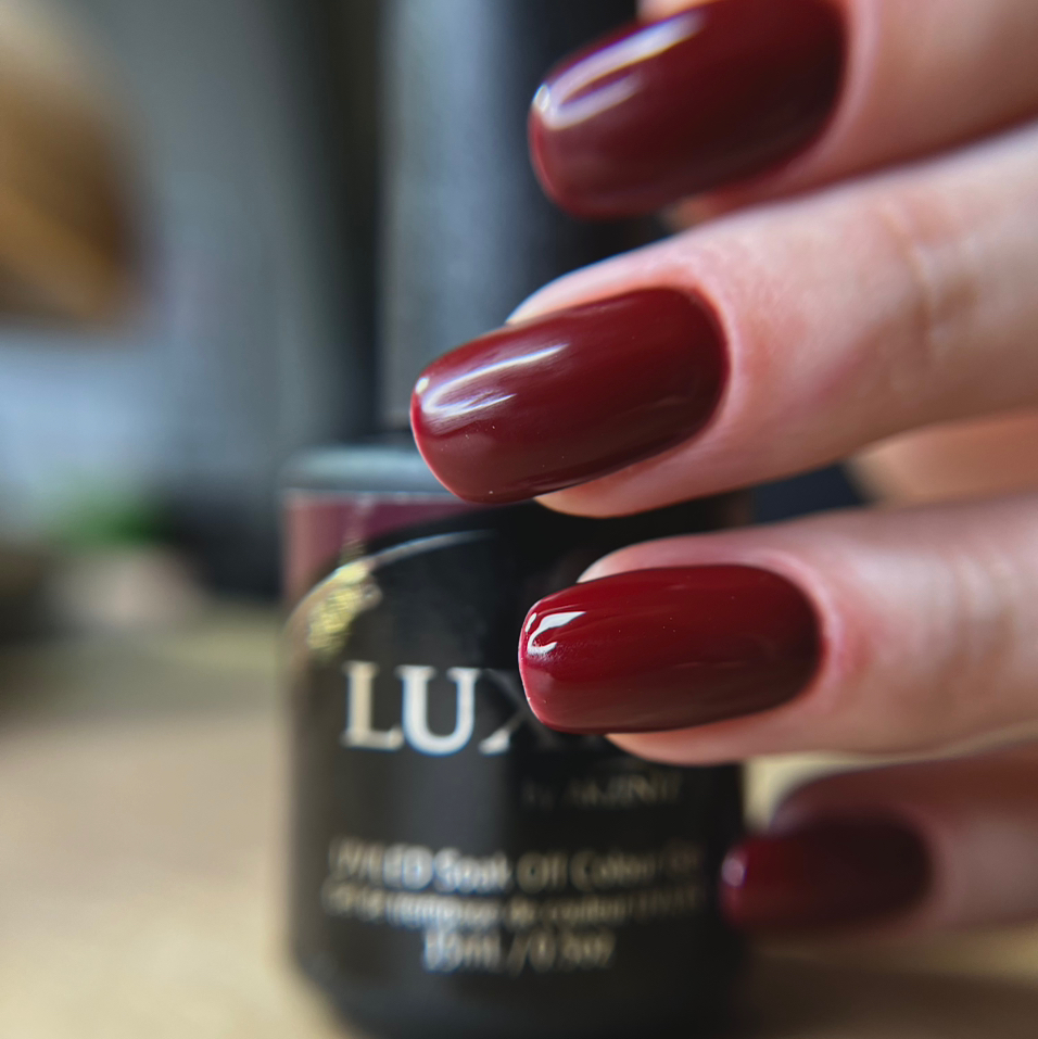 Маникюр с покрытием