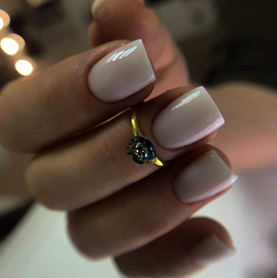 Маникюр с укреплением