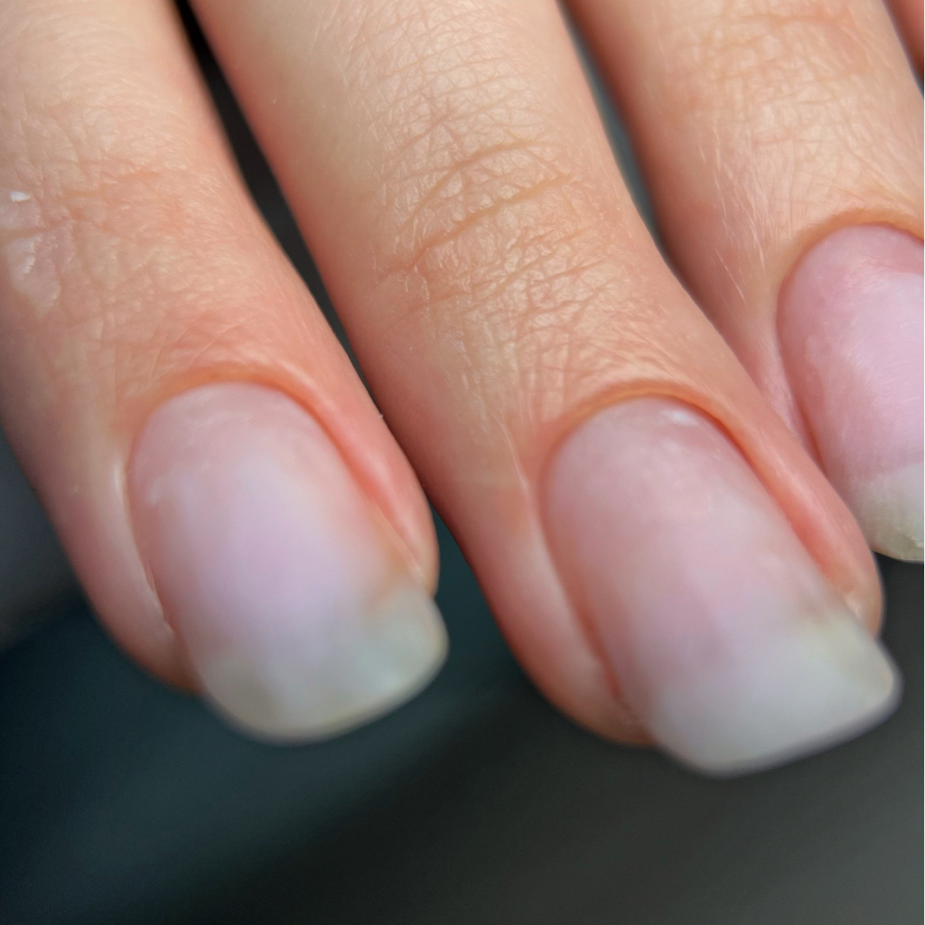 Маникюр без покрытия