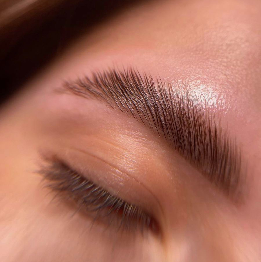 БРОВИ
 • долговременная укладка