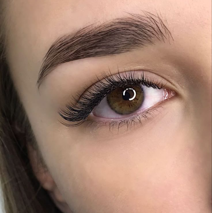 Наращивание ресниц Классика