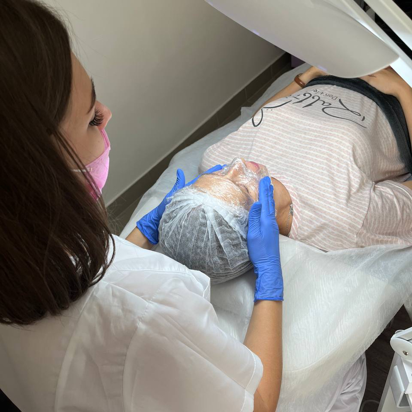 Чистка лица + пилинг