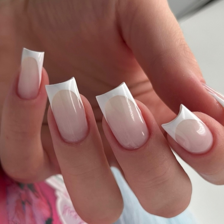 Маникюр +укрепление+дизайн