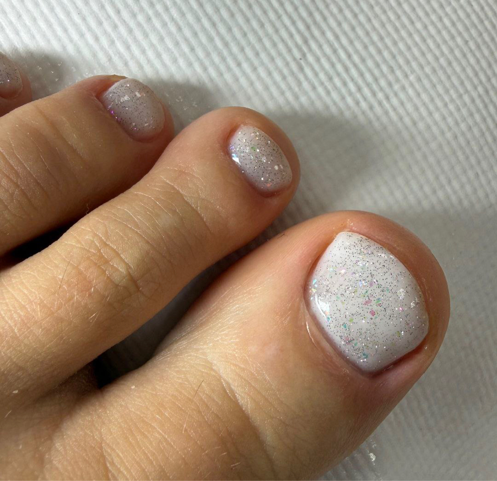 Снятие гель-лака + педикюр + покрытие гель-лаком