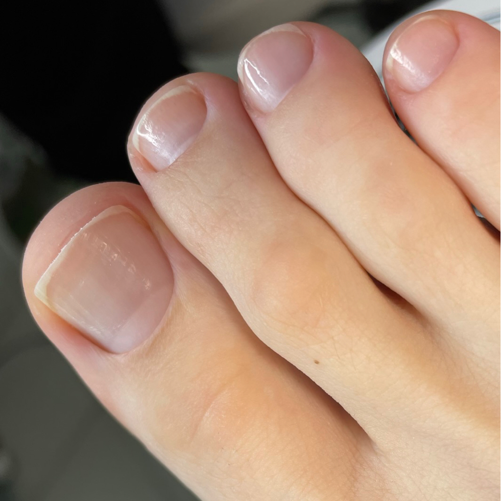 Частичный педикюр  без покрытия