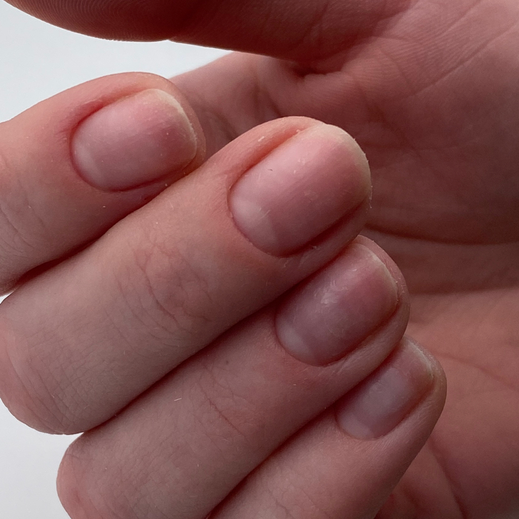 Комбинированный маникюр без покрытия