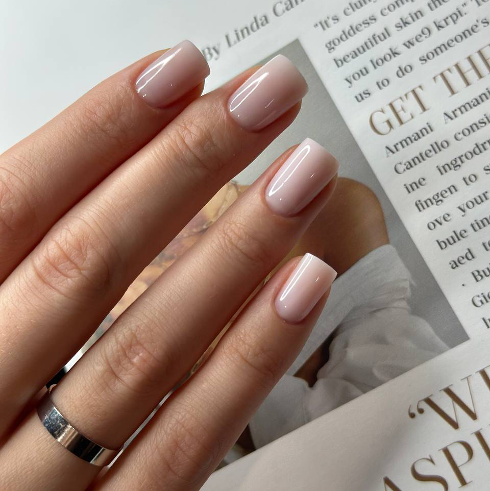 Маникюр с гелевой коррекцией