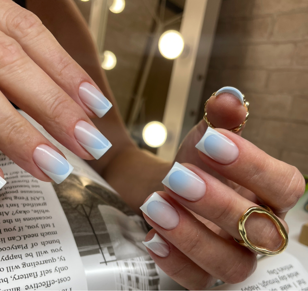 Маникюр + укрепление ногтей гелем