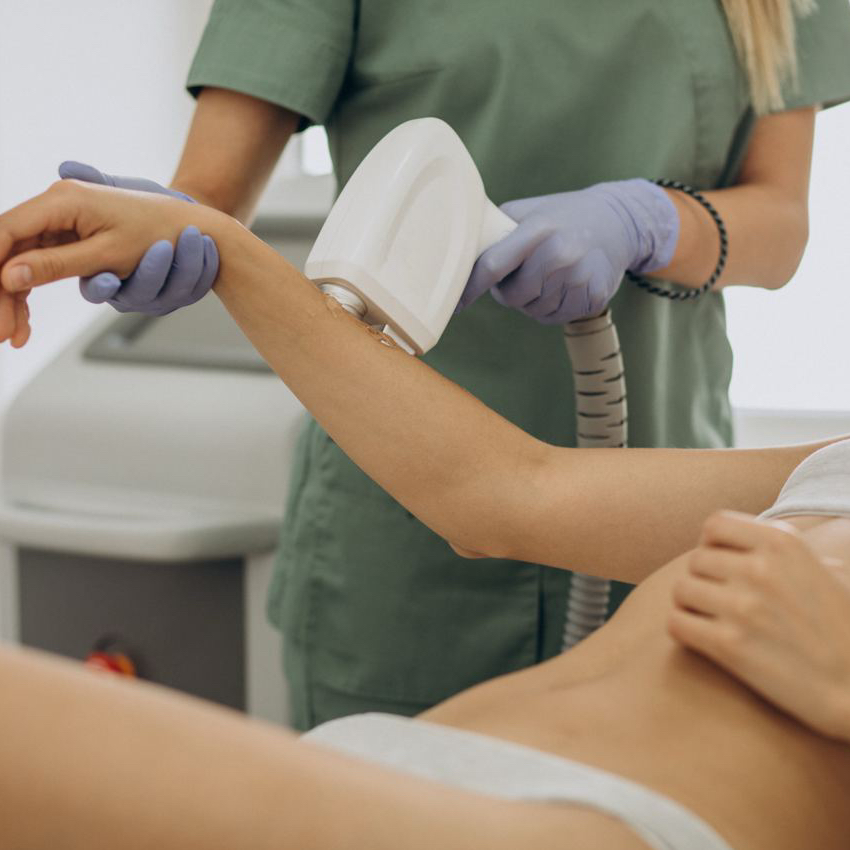 Комбо 2 ЛЭ (Бикини глубокое+подмышки+голени)