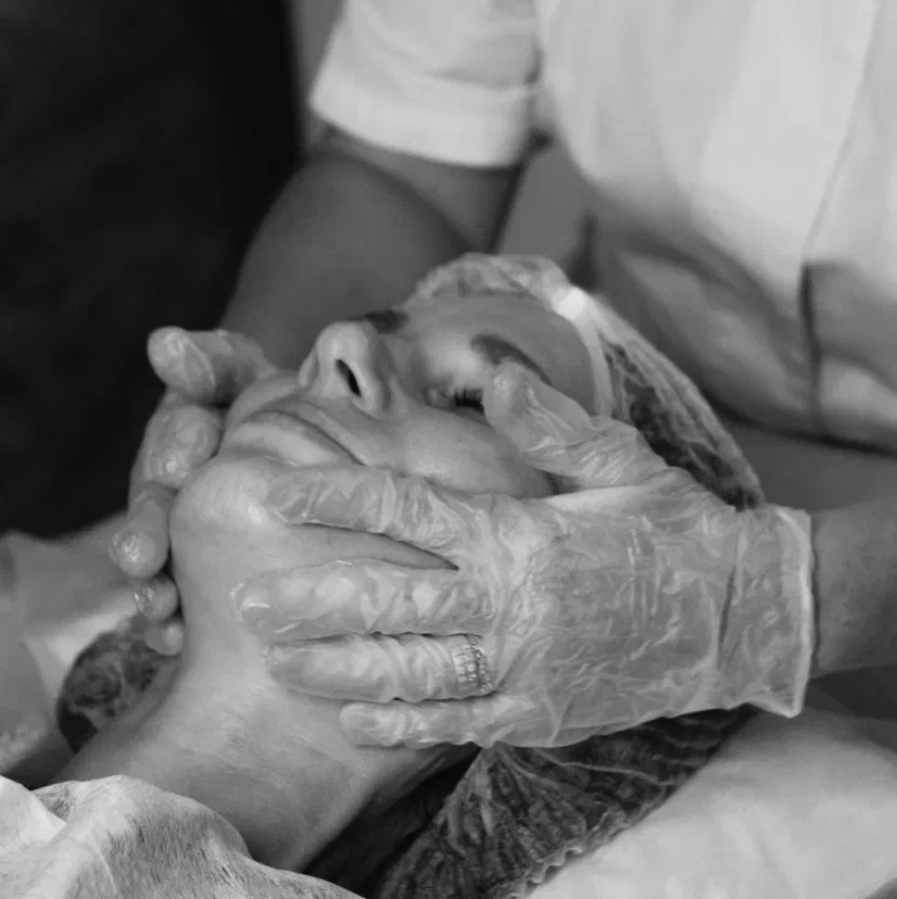 Комплексный уход за кожей лица «сияние»