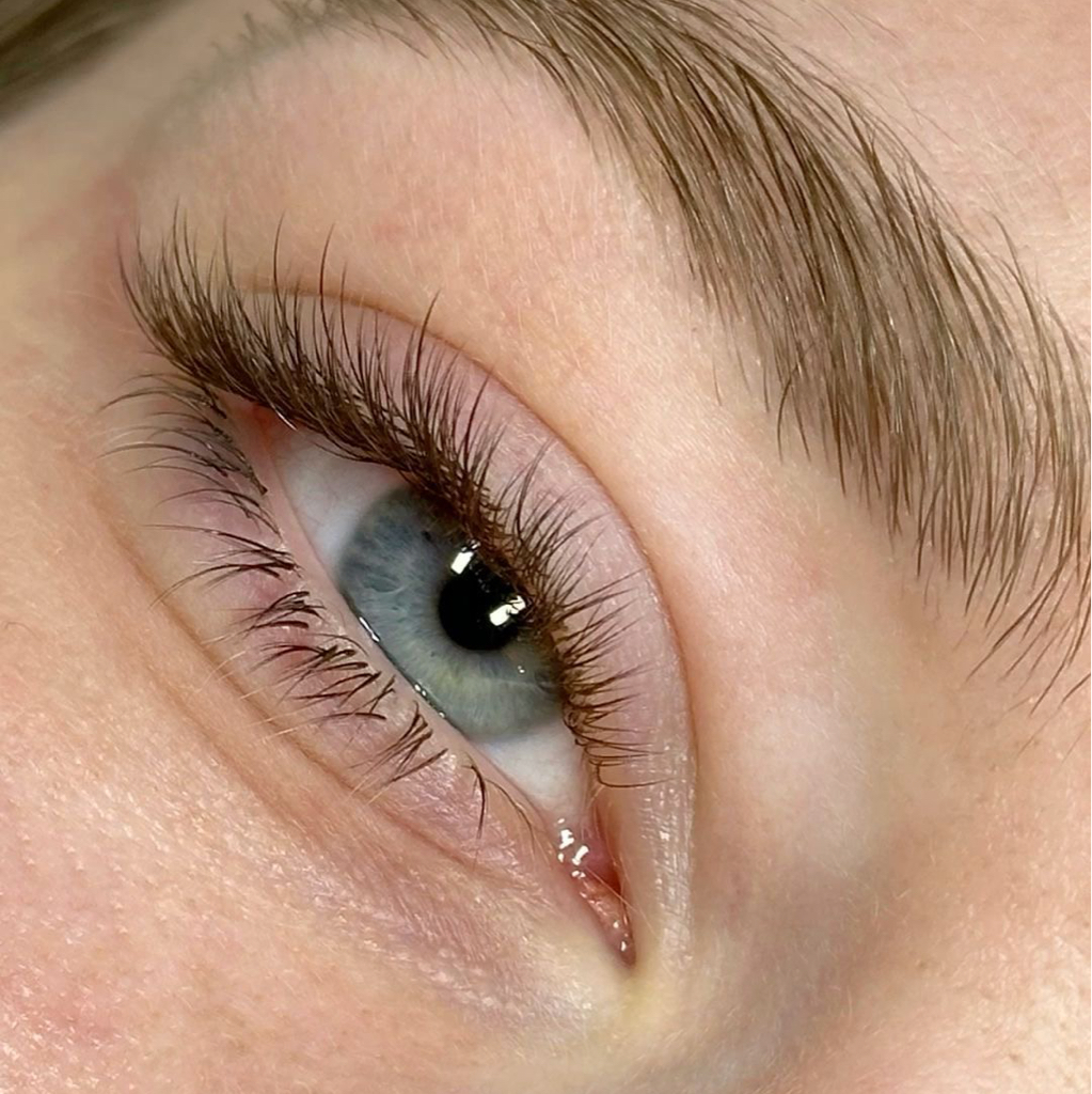 Наращивание ресниц 1.5D