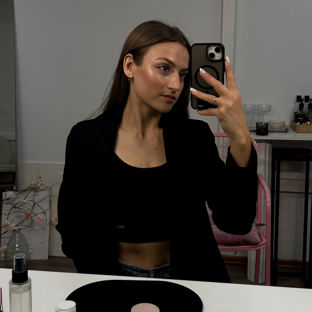 Антонова Альбина