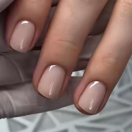 ПОКРЫТИЕ БАЗА/ГЕЛЬ
КОРРЕКЦИЯ НОГТЕЙ (короткие)