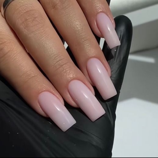 Наращивание ногтей