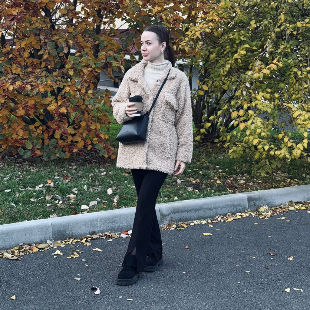 Яна