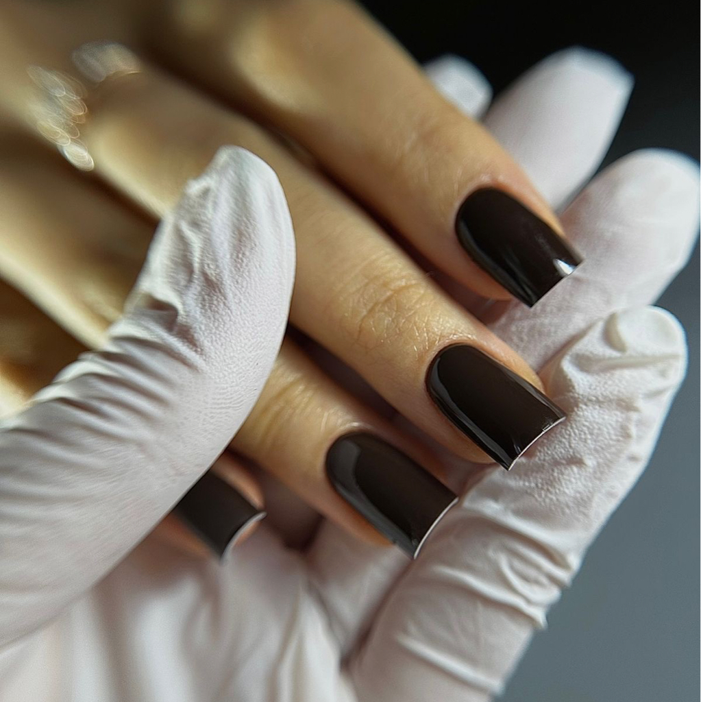 Маникюр с покрытием